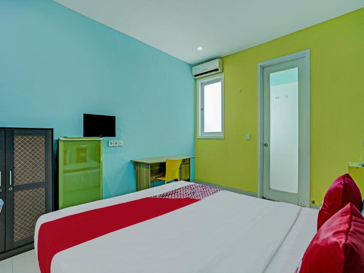 Oyo 3856 Tizta Suites Bali Sanur Esterno foto