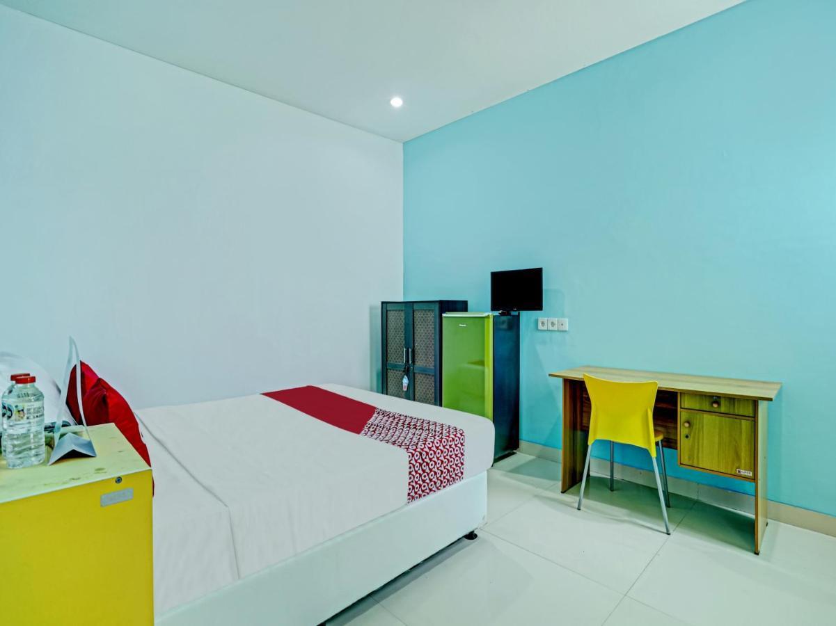 Oyo 3856 Tizta Suites Bali Sanur Esterno foto